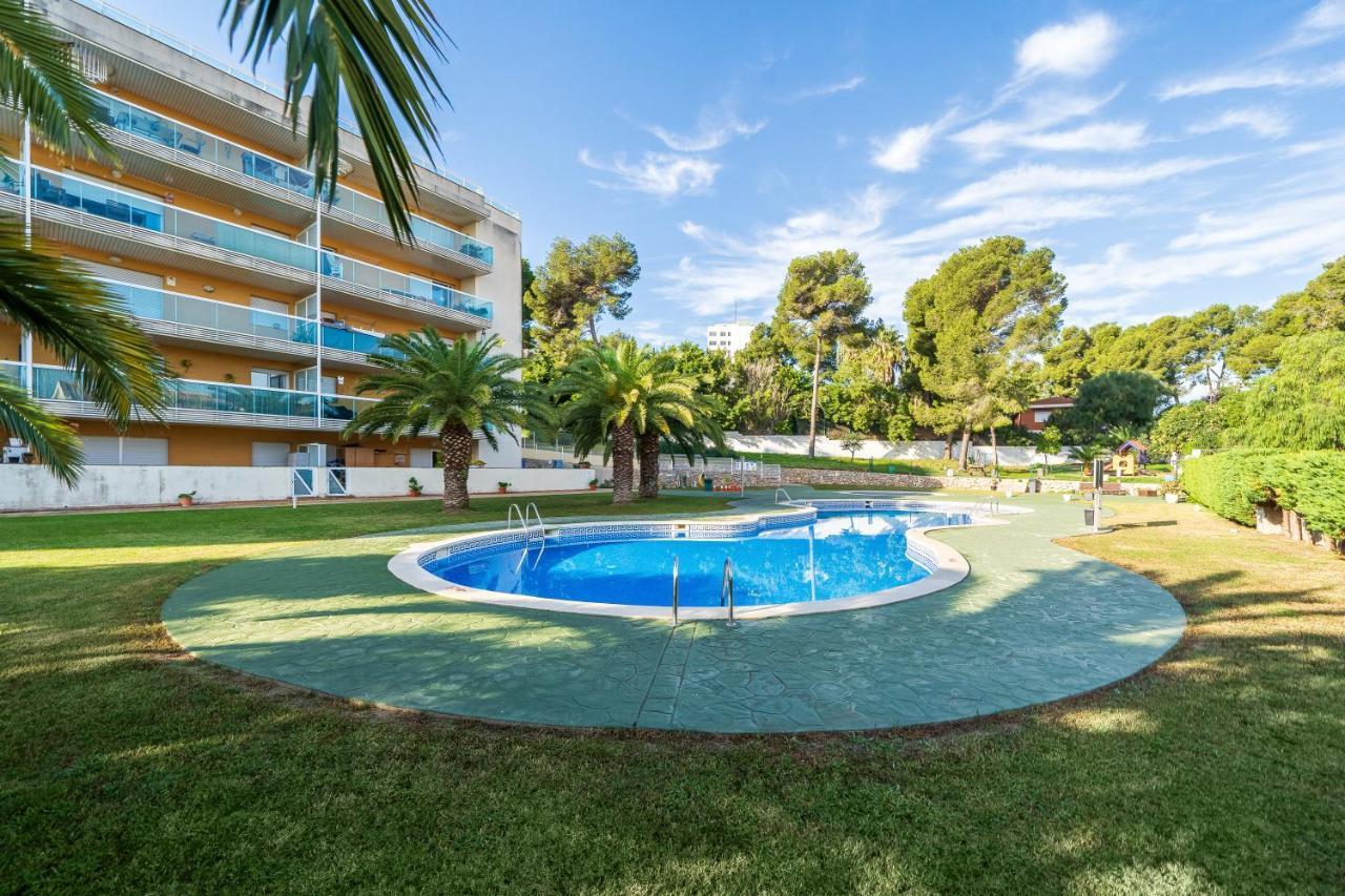 Apartamento Martin Y Rose En Салоу Екстер'єр фото