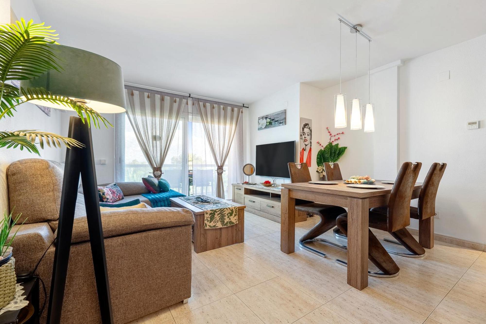 Apartamento Martin Y Rose En Салоу Екстер'єр фото