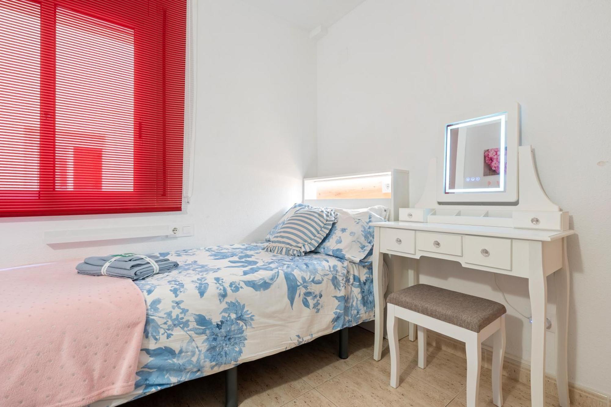 Apartamento Martin Y Rose En Салоу Екстер'єр фото